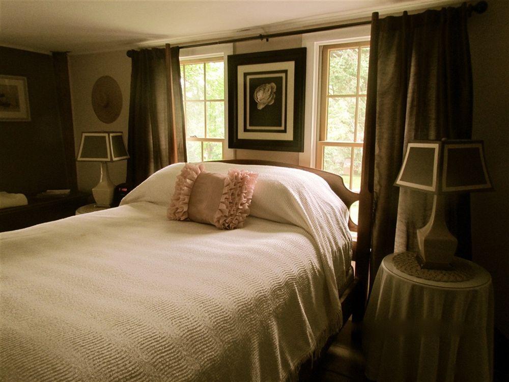 Roseledge Country Inn Preston Exterior photo